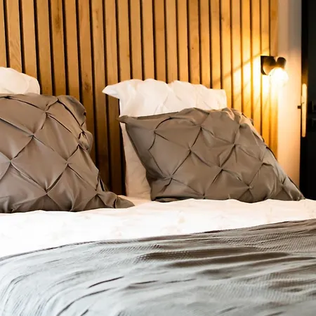 Nocleg ze śniadaniem Au Calme De Hosdent 4*