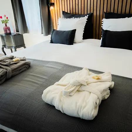 Bed & Breakfast Au Calme De Hosdent 4*