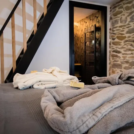 Au Calme De Hosdent Bed & Breakfast 4*