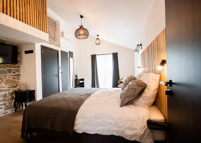 Au Calme De Hosdent Bed & Breakfast 4*