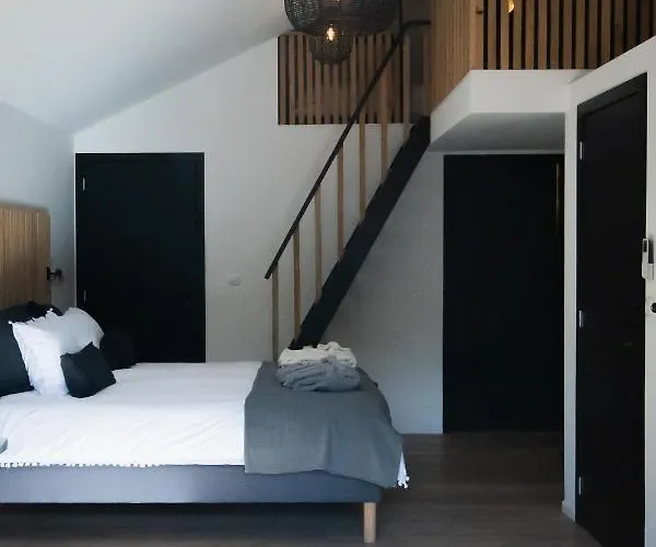 Au Calme De Hosdent Bed & Breakfast 4*